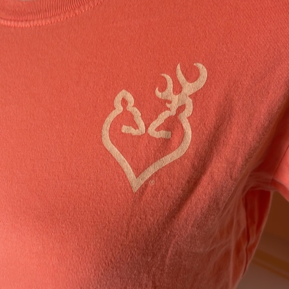Browning Buck and Doe Logo Feather Shirt Sleeve Tshirt Slim Fit Sz Medium Coral - Picture 3 of 4